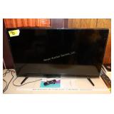 Hisense Roku TV 40" TV w/remote