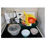 Pyrex & Roseville along w/kitchen misc