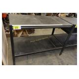 metal shop table w/2 shelves