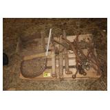 Misc harness pieces & cast seat