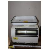 Vintage Toledo scale w/pan