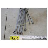 Craftsan box & wrenches