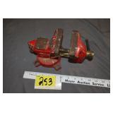 3 1/2' Bench Vise