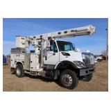 2015 International Bucket  Truck