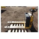 Yale electric lift truck pallet jack