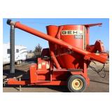Gehl 100 Grinder Mixer