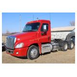 2012 Freightliner ONLY 65k miles Cascadia