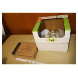 Dishes & containers