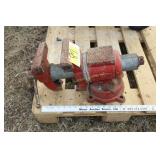 Olympia 5" bench vise