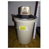 ice cream maker