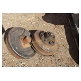 2 wheel hubs & drums w/2.5 shaft 8 bolt 6.5 center