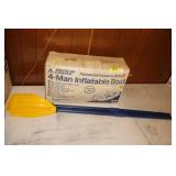 4 man inflatable boat & paddles