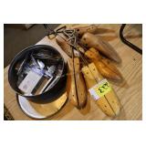 Shoe Stretchers & Sponges