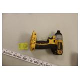 Dewalt Cordless 1/4 ' Impact Driver