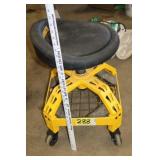 DeWalt Mechanic Stool