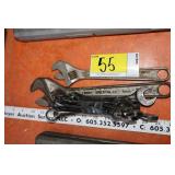 2 cresents & 1 set of metric wrenches