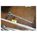 24' pipe wrench & 24' crescent wrench