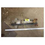 floor jack 2 ton