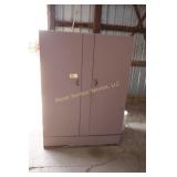 shop cabinet