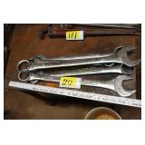 set of wrenches 1 1/2' - 2'