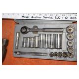 John Deere 3/8 drive socket set - SAE