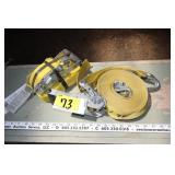 2 ratchet straps