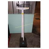 Platform scale by Doran