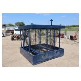 Badlands bale feeder w/ horse hay net 2 1/2' space