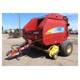 2013 New Holland BR7090 Baler