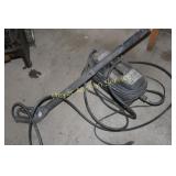 14 PSI Electric Pressure washer