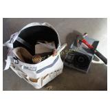 5 gallon bucket with tool pouch, misc Tools