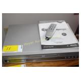 5 Disc DVD Player - Phillips w/cables