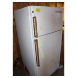 Fridgidaire Garage Fridge, Frostproof 16 Deluxe
