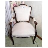 Lovely accent chair