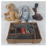 Stuffed bunnies and bear, Stream Line Steam type