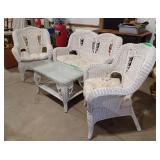 Lovely 4 Piece wicker patio set