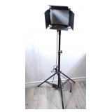Neewer led video light on tripod stand