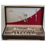 Rogers " Flair"  47 pieces Service for Eight