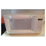 General Electric Microwave. (Doesn't spin)