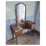 Vintage dressing table with shaped mirror