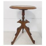 Ornate pedestal plant stand