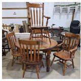 Round kitchen table with 5 chairs 2 being