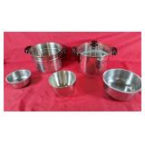 Lagostina pasta pot with 3 metal bowls