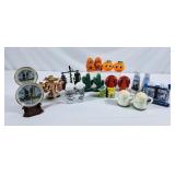 Collection of S&P Shakers - Basset Hounds,