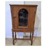 Vintage radio cabinet or similar electronics