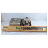 TDC Headliner 303 projector and projector screen