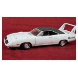 Johnny Lightning 1970 Plymouth Superbird 1/24