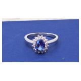 Gorgeous Size 8 formal wear Ring.