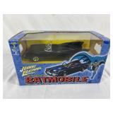 2002 Johnny Lightning 1:24 Scale 1960ï¿½s Batmobile