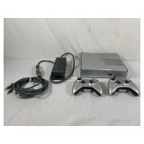 Xbox 360 S, Halo Reach Edition with Two Halo